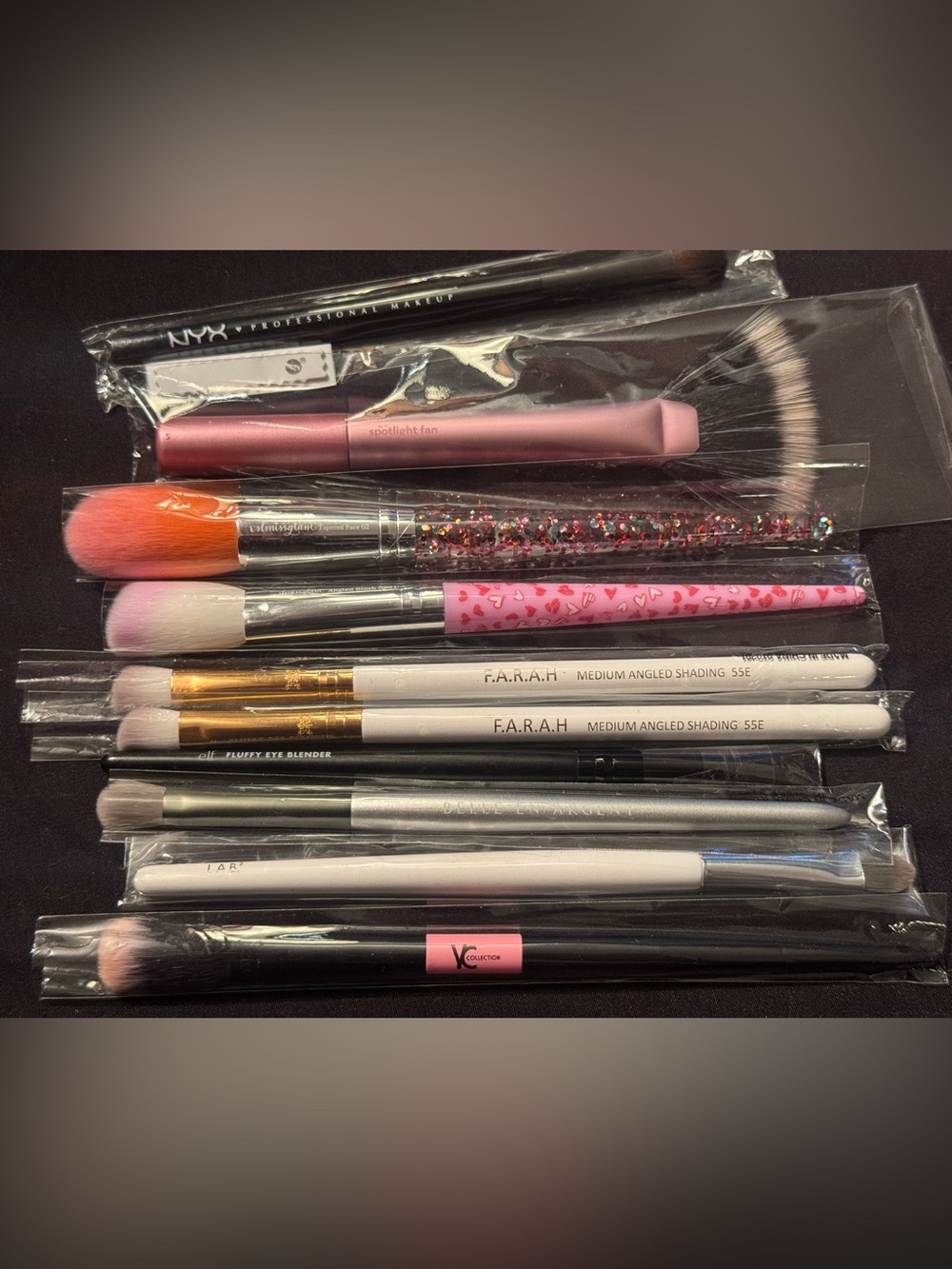 Mixed Pink & White Makeup Brush Set - NYX and FARAH Styles